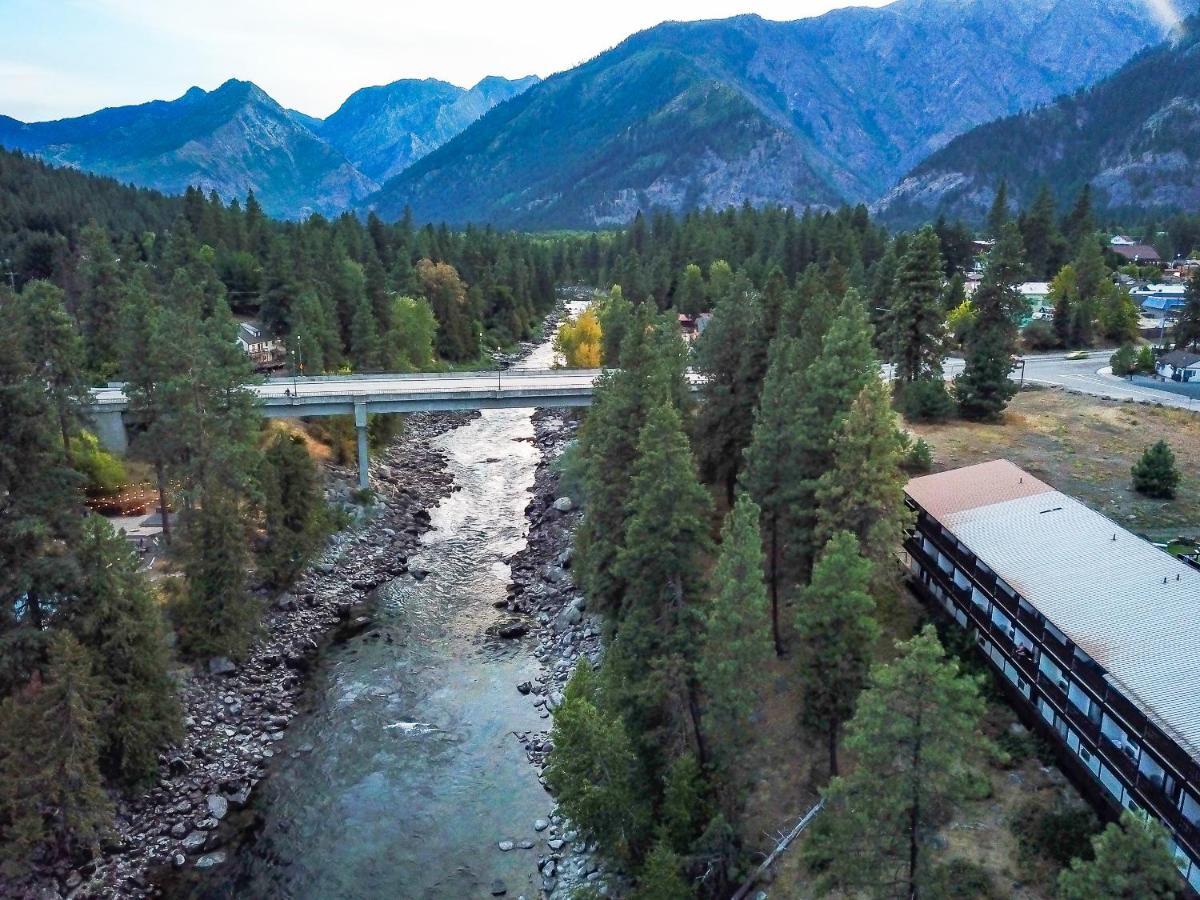 Alpine Rivers Inn Leavenworth Exterior photo